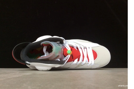 Retro Air CT8529-062 CT8529-062 Jordan 6 Hare 0715